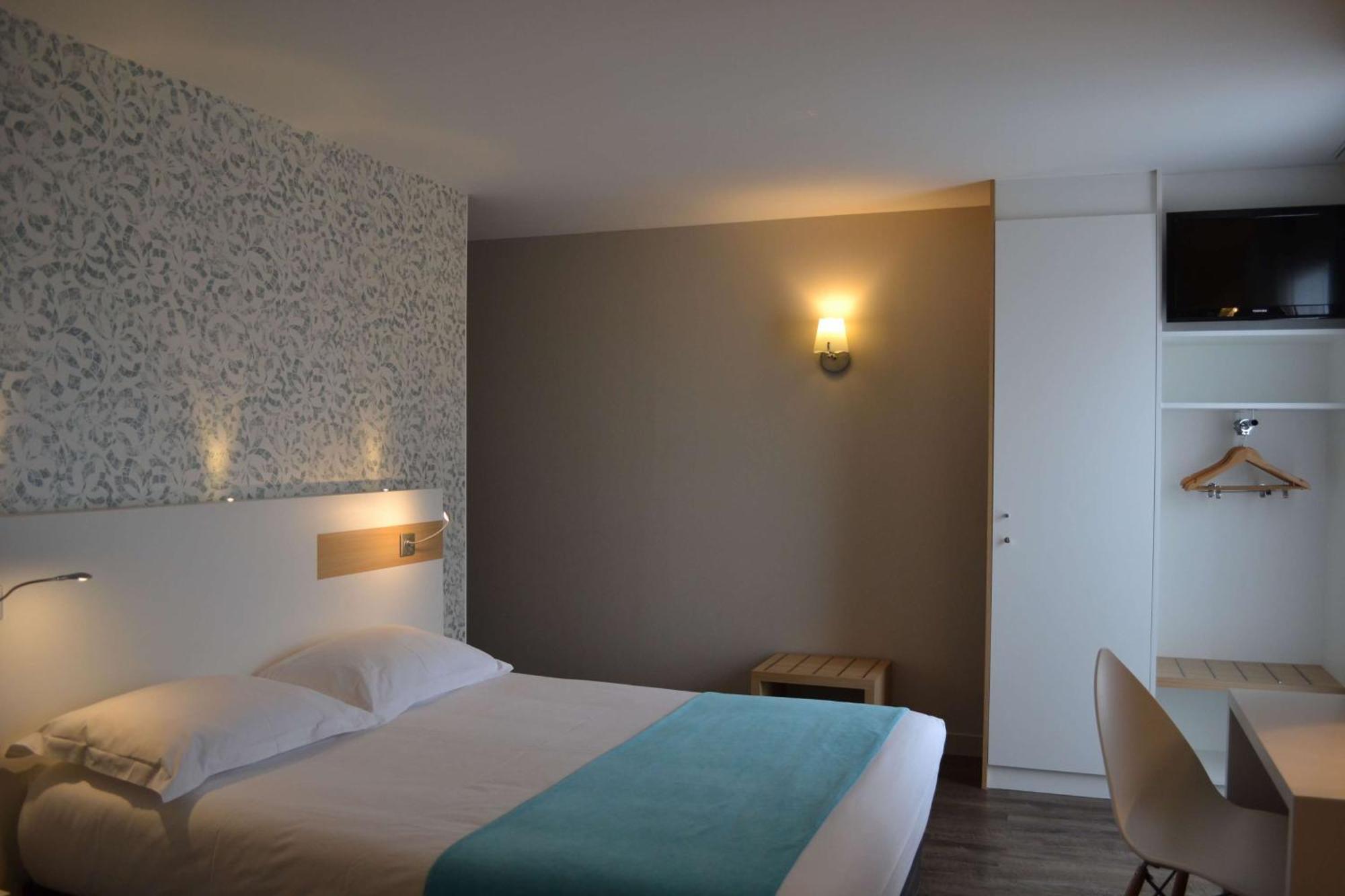 Brit Hotel Les Alizes Порник Экстерьер фото