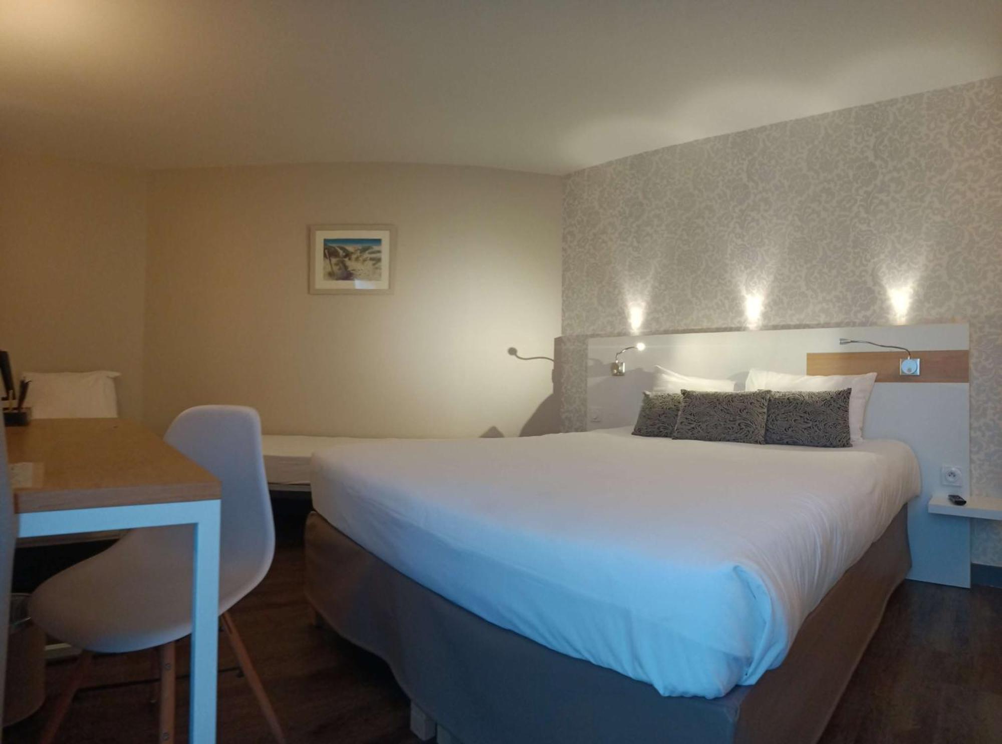 Brit Hotel Les Alizes Порник Экстерьер фото