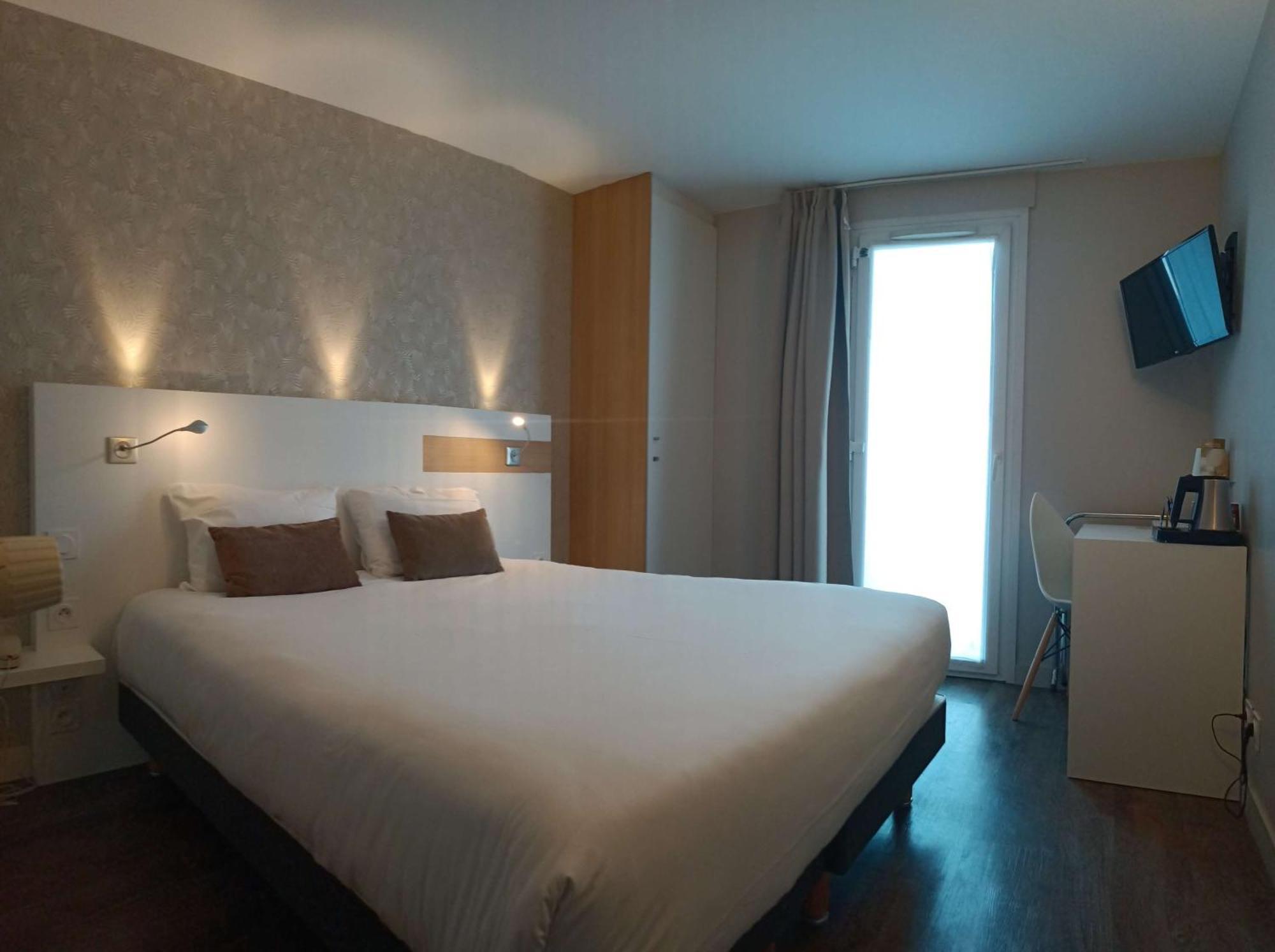 Brit Hotel Les Alizes Порник Экстерьер фото