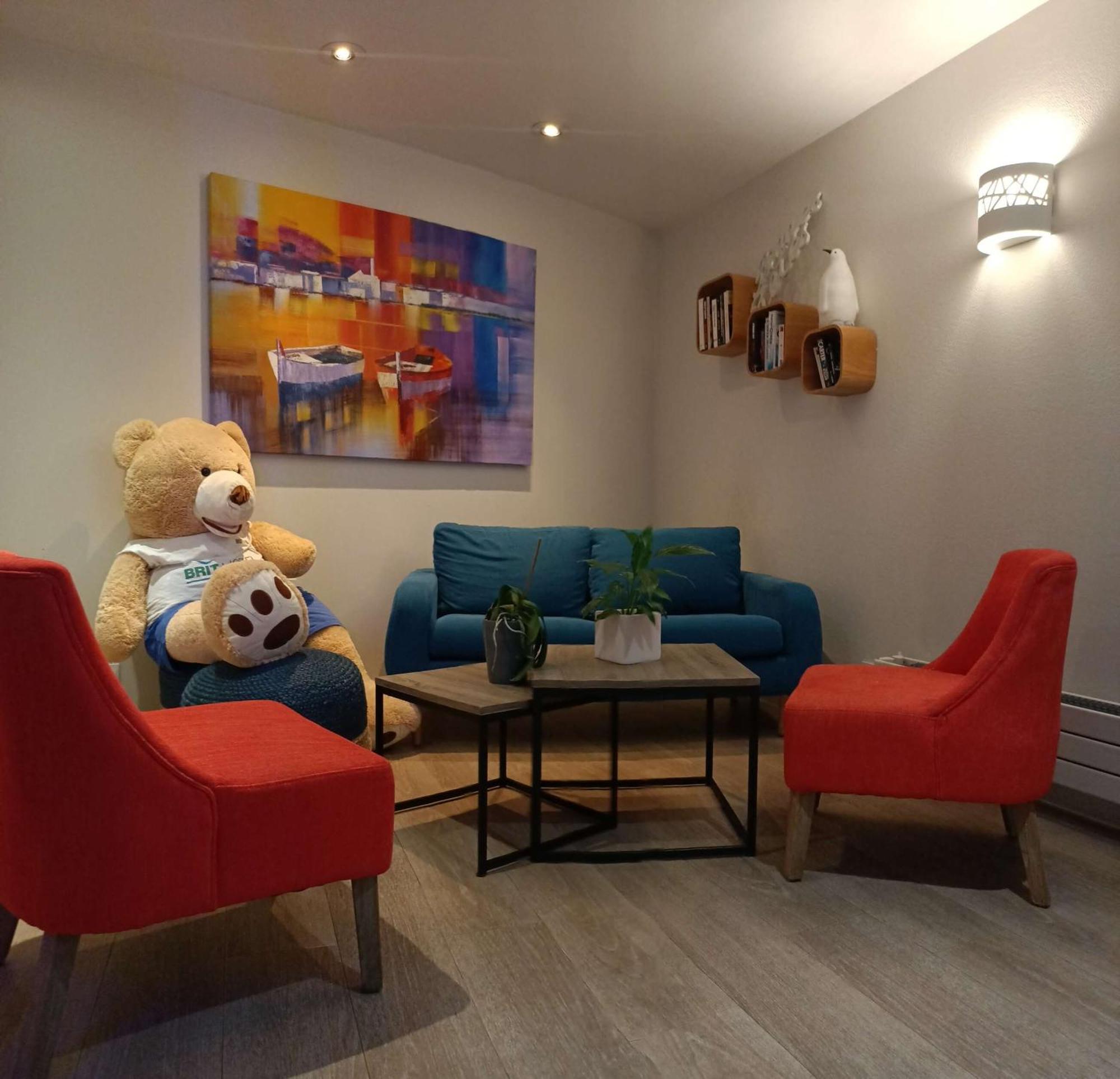Brit Hotel Les Alizes Порник Экстерьер фото