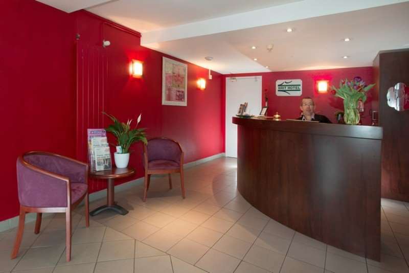 Brit Hotel Les Alizes Порник Экстерьер фото