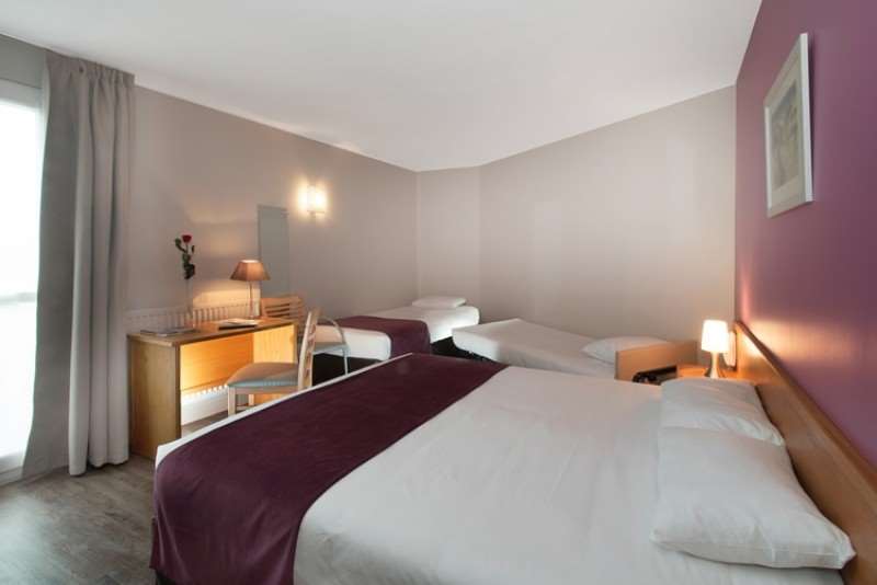 Brit Hotel Les Alizes Порник Номер фото